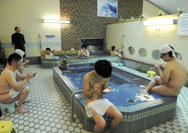 japanese wife bathhouse sex